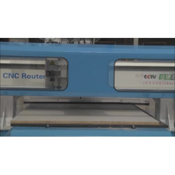 Porte en bois IGW-1325, machine de découpe cnc de portique de porte d&#39;armoire / machine de routeur cnc 3 axes